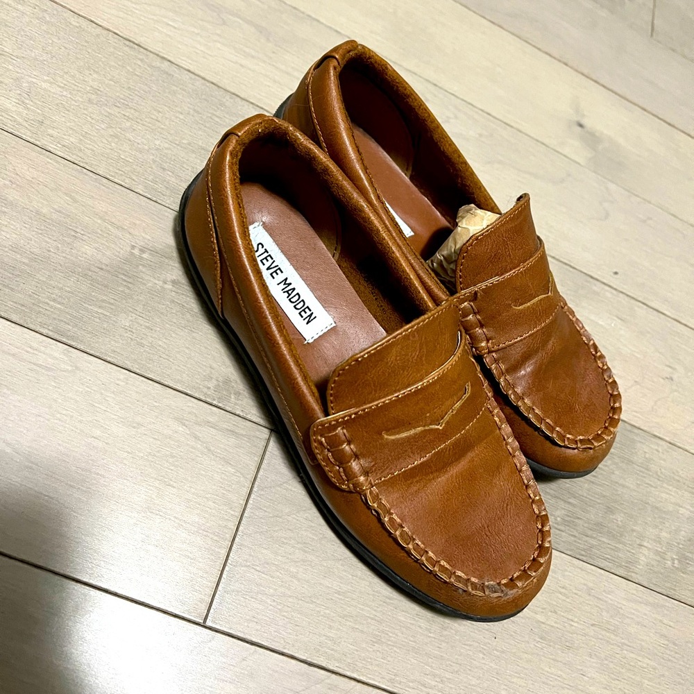 Steve Madden Boys Youth Size 2
